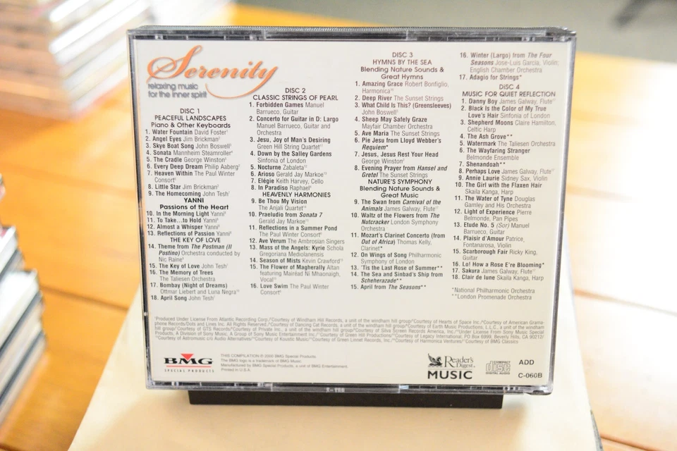 READERS DIGEST "SERENITY - RELAXING MUSIC" CD 4 DISC W/ BOOK [229] Foto 2 de 4