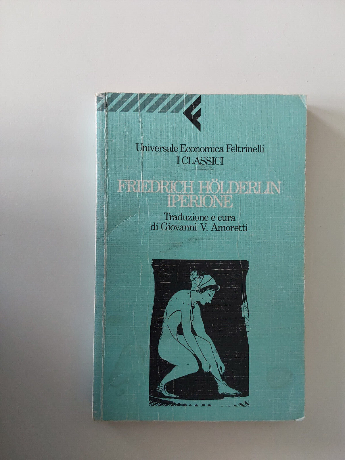 Hölderlin, Iperione, a cura e con traduzione di G.V. Amoretti (Feltrinelli)