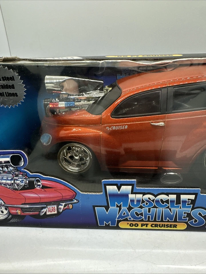 Muscle Machines 1:18 2000 PT Cruiser Metallic Orange - Image 4 of 4