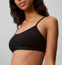 NEW L Calvin Klein Women's Form To Body Lightly Lined Bralette Bra