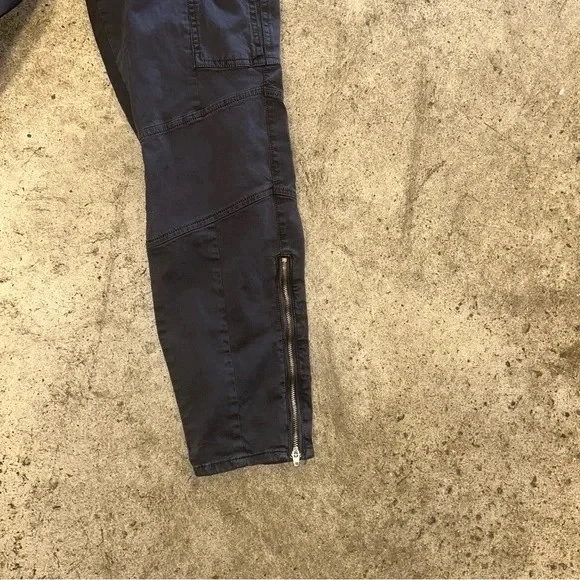 Chino Gap para mujer premium ajustado con cremallera al tobillo negro bolsillos de carga utilitario talla 8/29R Foto 3 de 4