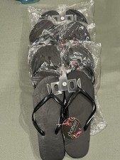 5 Pairs of Women s Black Flip Flops Medium 7-8