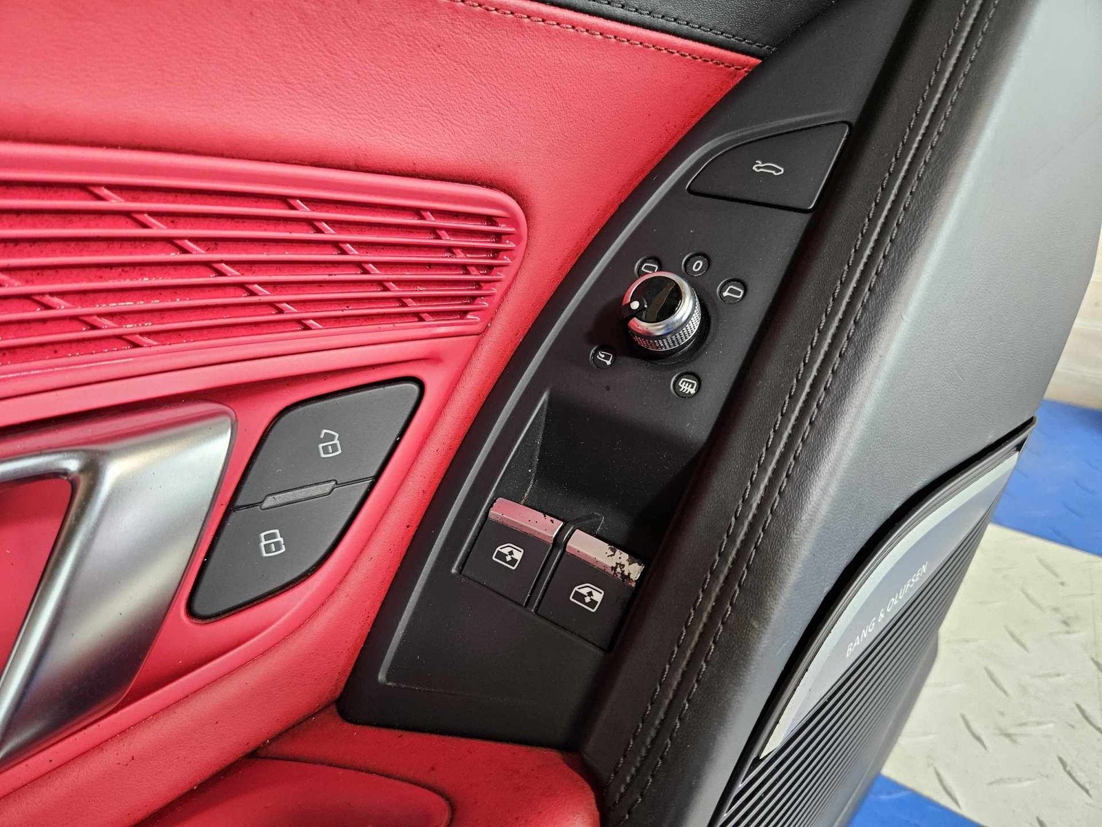 Audi R8 2017-2023 Left Door pocket trim Red P/N 4S7867105M