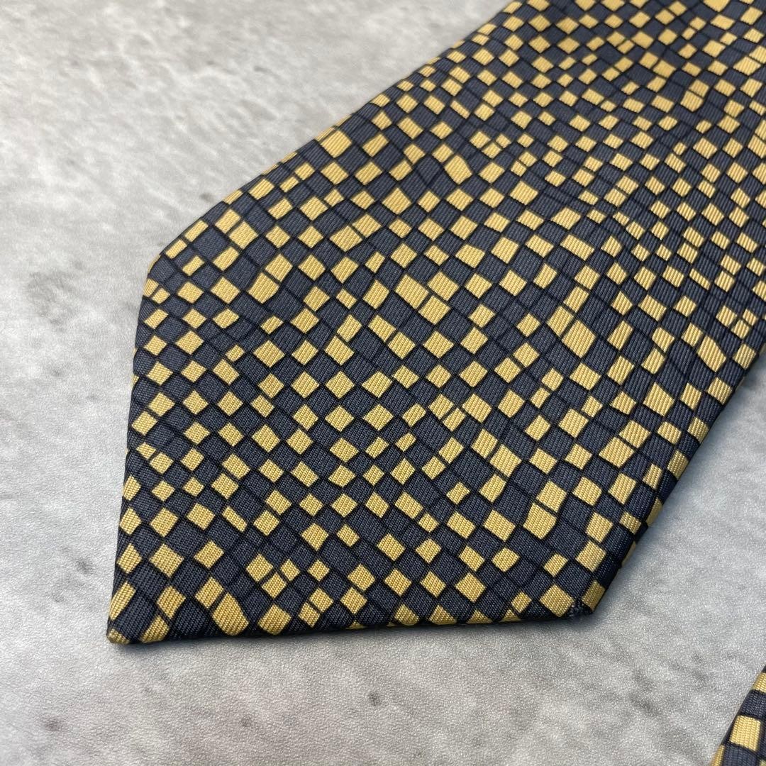 HERMES checkered art pattern random block tie, ye… - image 3