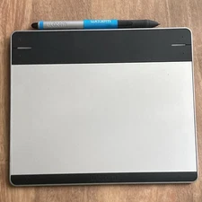 Wacom Intuos CTH-480 Touch Graphics Tablet with Creative Pen and USB Cable