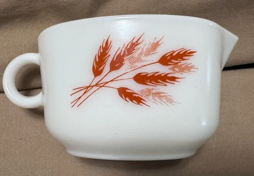 Vintage Pyrex Milk Glass Autumn Harvest Wheat #77-B Gravy Boat NO under plate