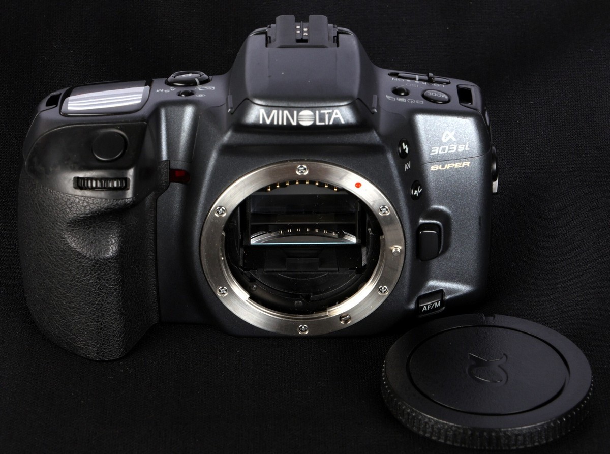 Minolta Alpha 303si Super Quartz Date 35mm Film AF SLR