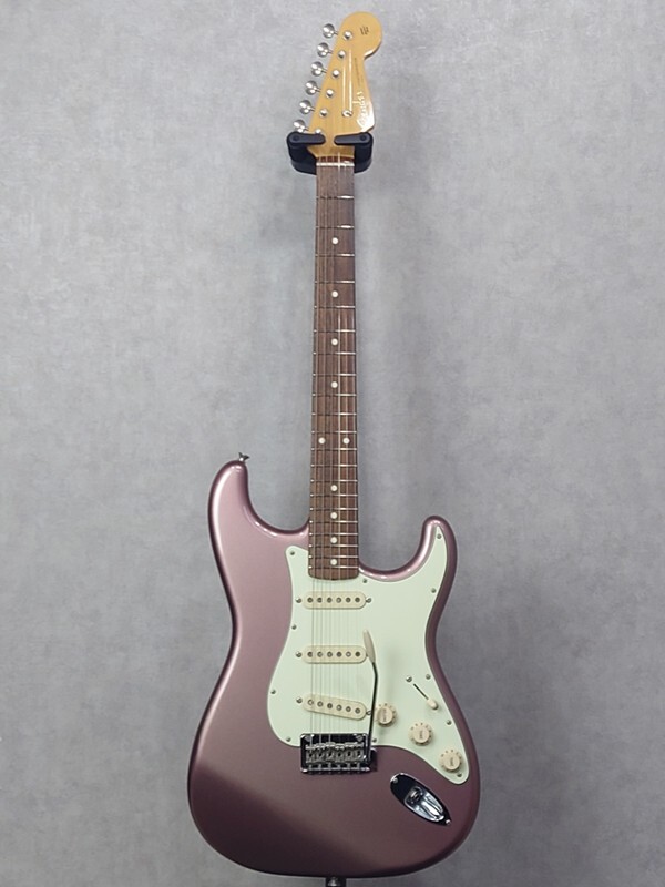 ギター Fender / Made in Japan Hybrid 60s Strat Fender Made In Japan Hybrid 1960s Stratocaster 2017 Solid