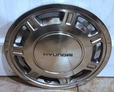(1) OEM 1988 88 Hyundai Excel 13" Metal Hubcap Wheel Cover #01 p/n 52960-21205