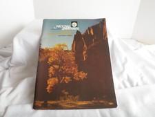 NATIONAL PARKWAY BRYCE and ZION CANYONS BOOKLET  64 pages
