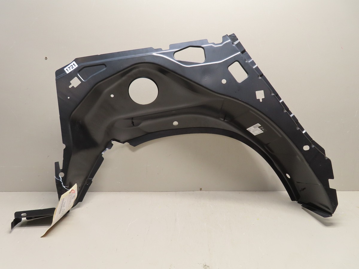 MERCEDES-BENZ REAR LEFT DRIVER SIDE WHEEL WELL HOUSE OEM 156 630