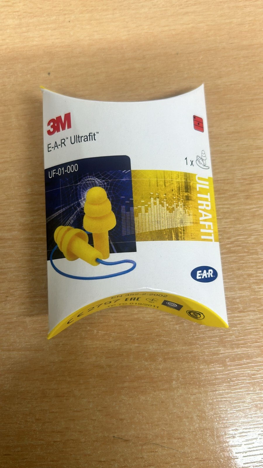 3M Ear Plugs ULTRAFIT CORDED UF-01-000 Reusable Comfortable Work Sleep SNR 32db