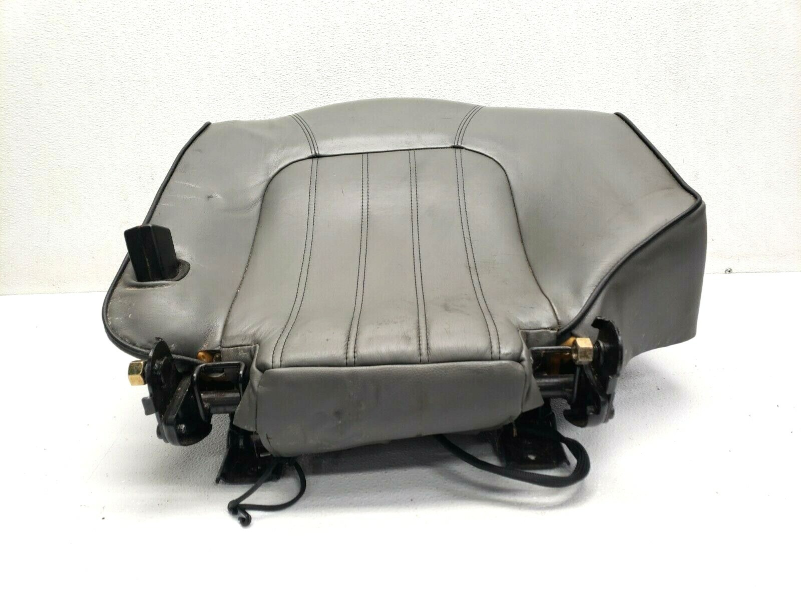 04-08 MASERATI QUATTROPORTE REAR RIGHT PASSSENGER BOTTOM SEAT CUSHION LOT529 OEM