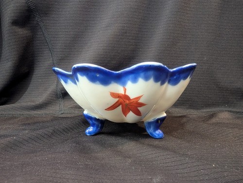 Scalloped Asian Bowl Japanese Geisha Handpainted Porcelain Gold Trim 4-1/2” x 2” - Bild 5 von 8