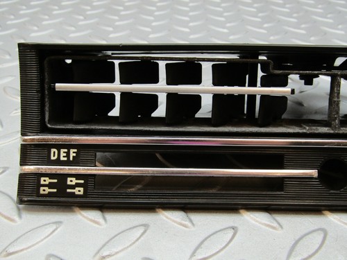 ♥3278♂ Mercedes-Benz W115 220D tablero de instrumentos ventilación central 1158300003 - Imagen 8 de 10