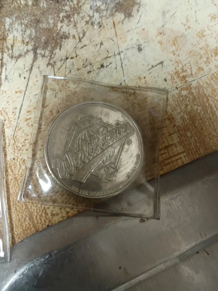 Dólar de plata 1992 Atlanta Braves Campeones del mundo Atlanta Braves Foto 3 de 4