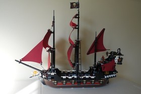 LEGO Pirates of the Caribbean: Queen Anne's Revenge (4195). 100% COMPLETE!!