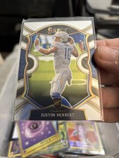 ?2020 Select Football Justin Herbert Concourse #44 RC Chargers Rookie Card T159. rookie card picture