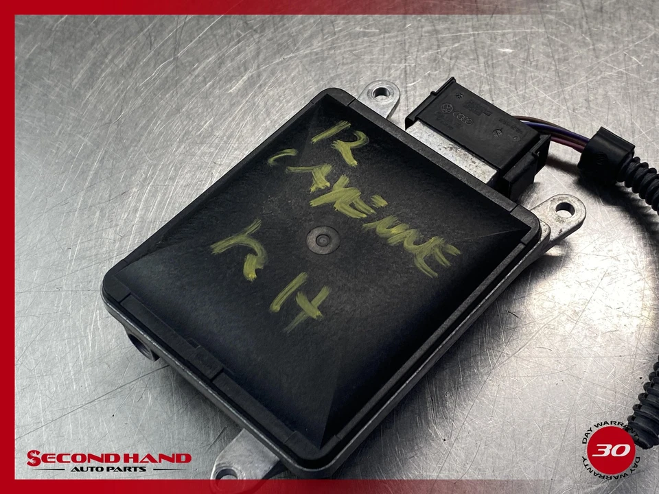 2011-2016 Porsche Cayenne 958 Passenger Right Blind Spot Alert Module 7P5910568D - Image 4 of 4