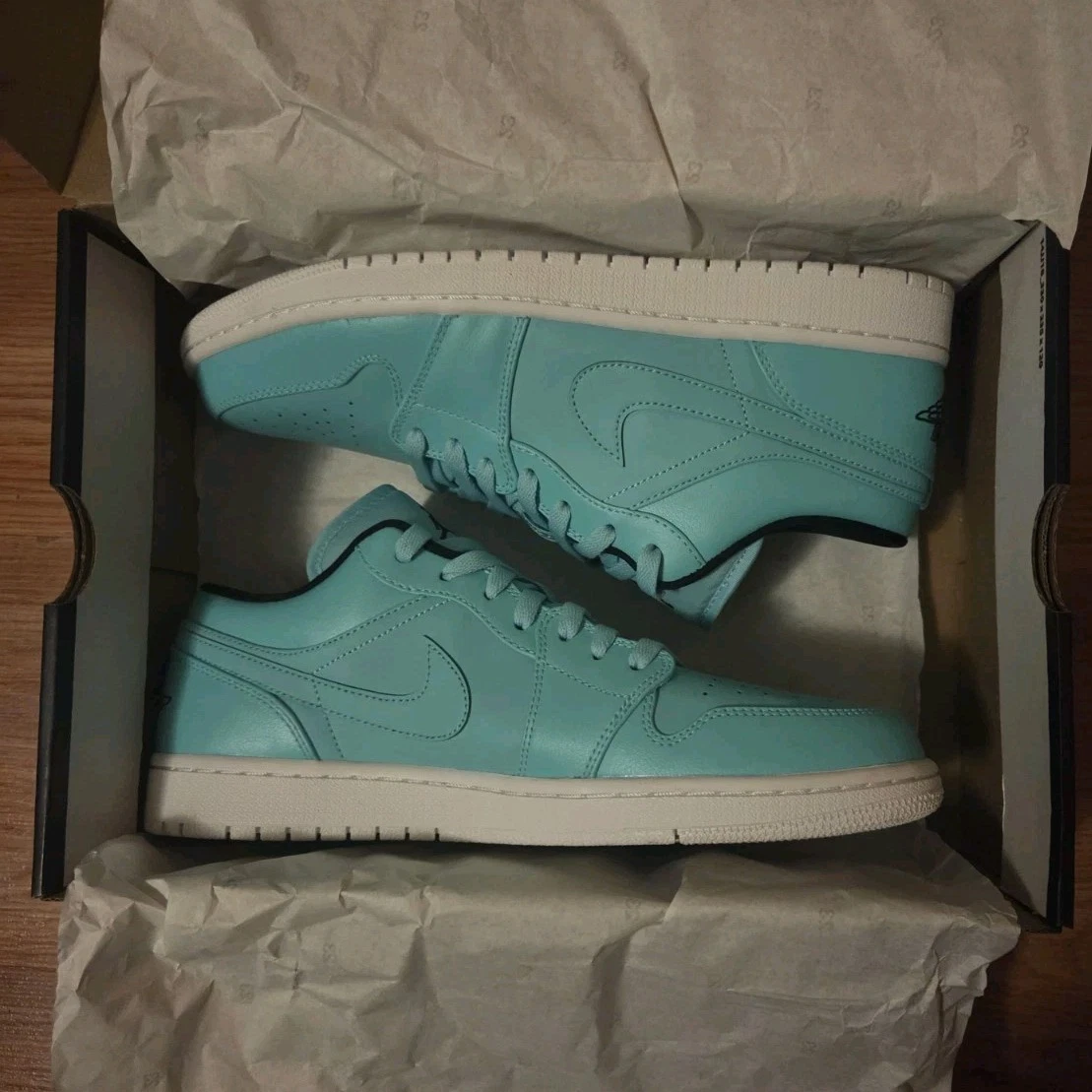 Jordan 1 Retro Low Hyper Turquoise for Sale | Authenticity  display picture 1