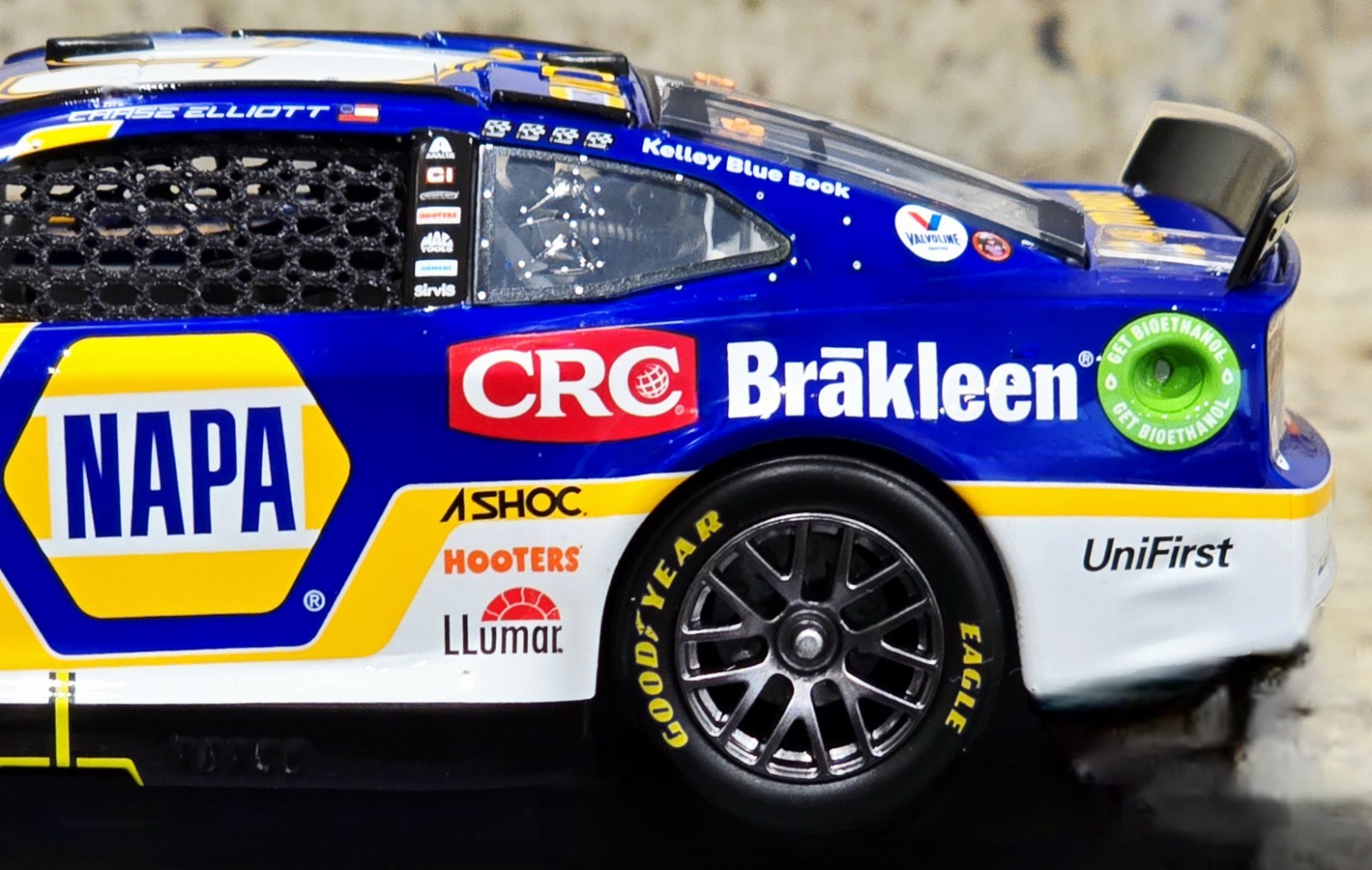 2022 #9 Chase Elliott NAPA Auto Brakleen Chevrolet Camaro ZL1 1:24 Diecast ARC