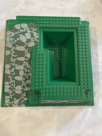 Kings Mountain Fortress 6081 Vintage 1990 LEGO Set. 100% Complete W/ Manual