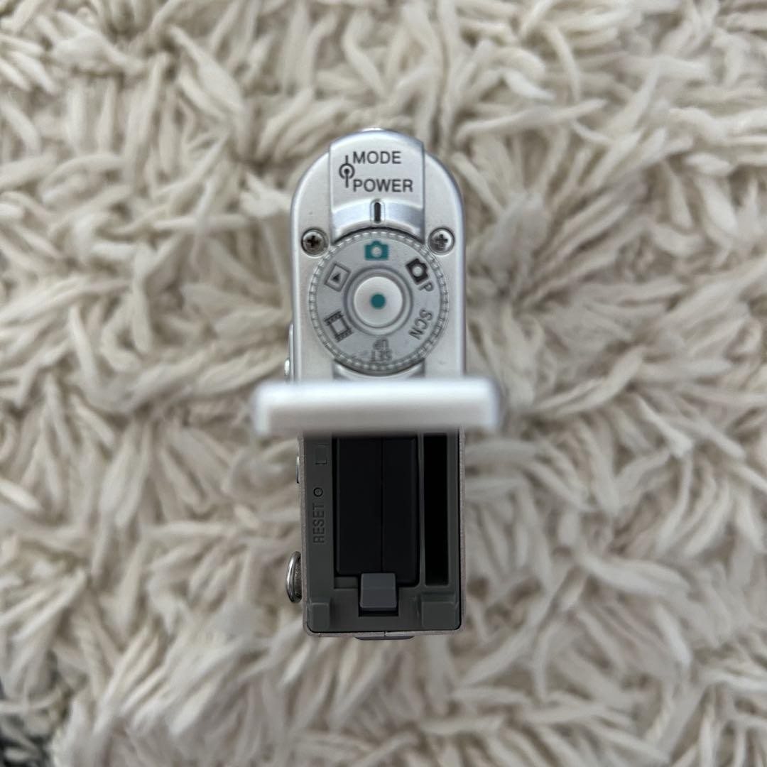 Sony Cyber-shot DSC-F77A Silver Compact Digital Camera Used