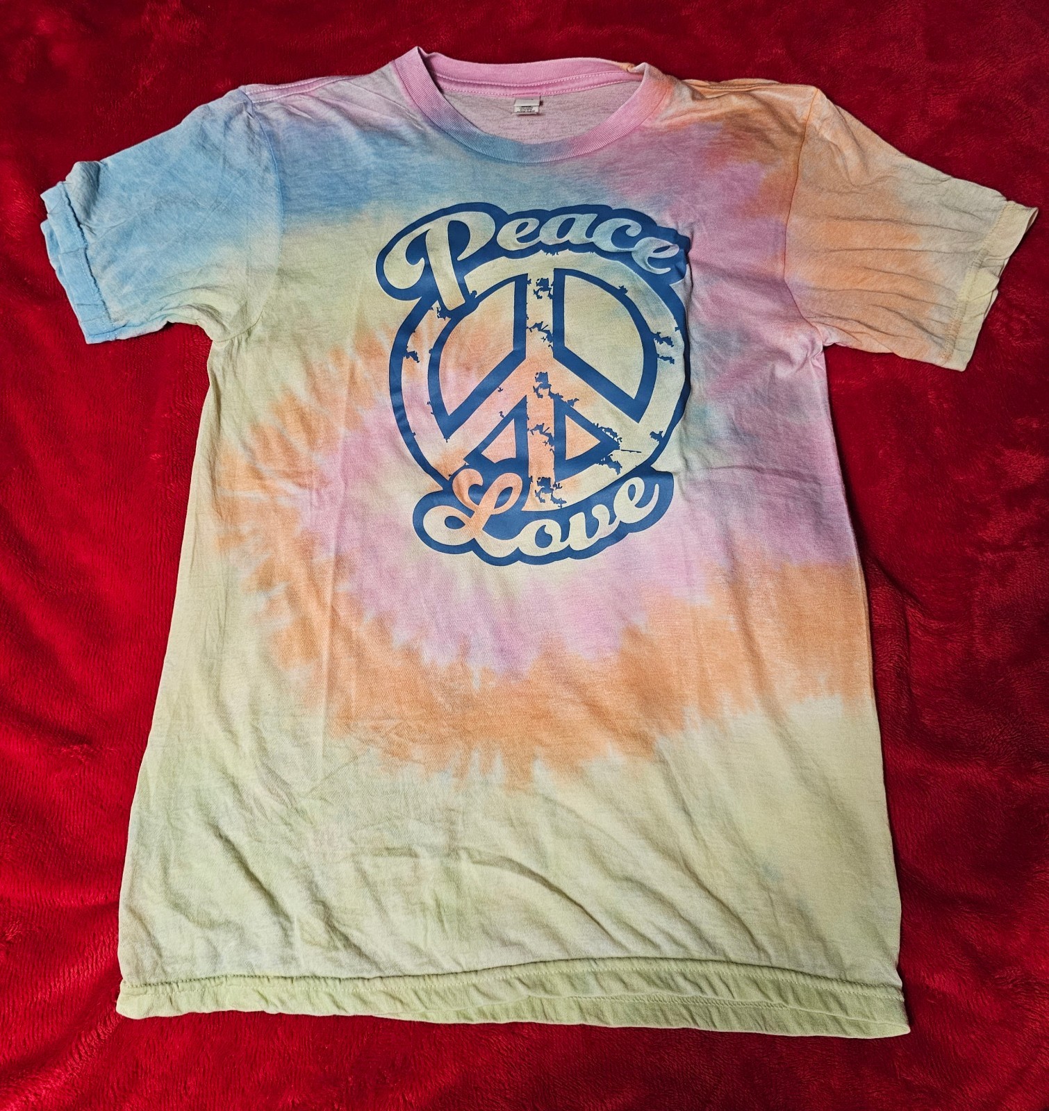 Peace and Love Rainbow Tie Dye T Shirt Size Small 🔥🔥🔥