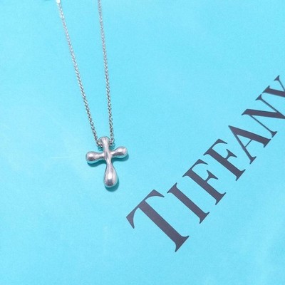 Tiffany & Co.Small Cross Pendant Necklace Elsa Peretti Sterling Silver 925 W/Box