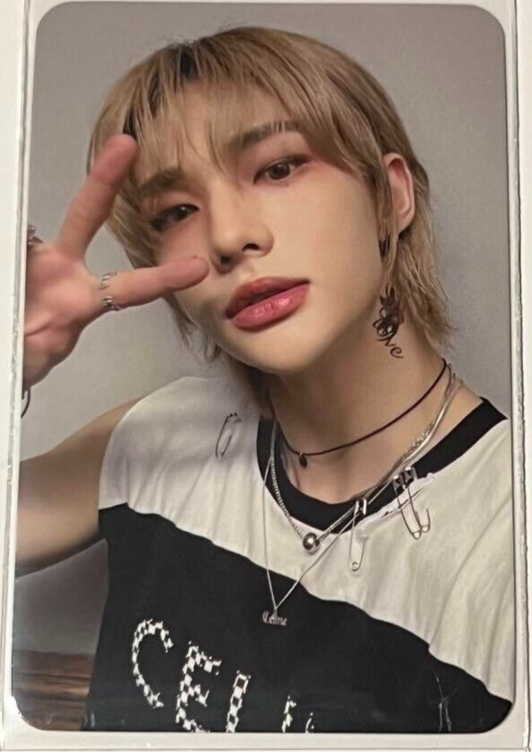 Stray Kids Hyunjin Mini Album Maxident Shopee Official Photocard