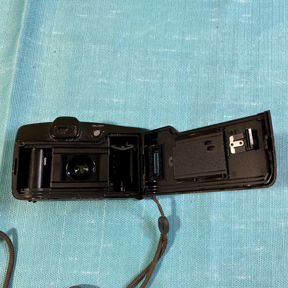 Câmera de Filme 35mm Minolta Freedom Zoom 70EX Point & Shoot - Imagem 4 de 4