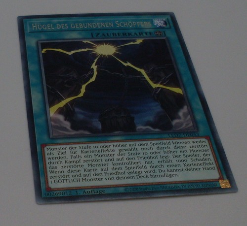Yu-Gi-Oh Karte - Hügel des gebundenen Schöpfers - Zauberkarte - Yugioh