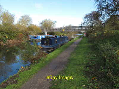 Foto 12x8 Brücke Null Slough Arm Grand Union Canal Die Brücke scheint um 2010