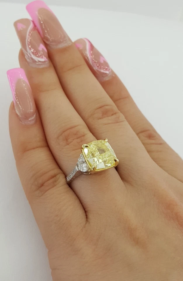 Natural Yellow Cushion Diamond 5.67 ct 3-Stone Engagement Ring GIA Rtl $120K - Image 2 of 4