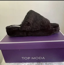 Top Moda Black Fuzzy Platform Slippers Size 8 NIB