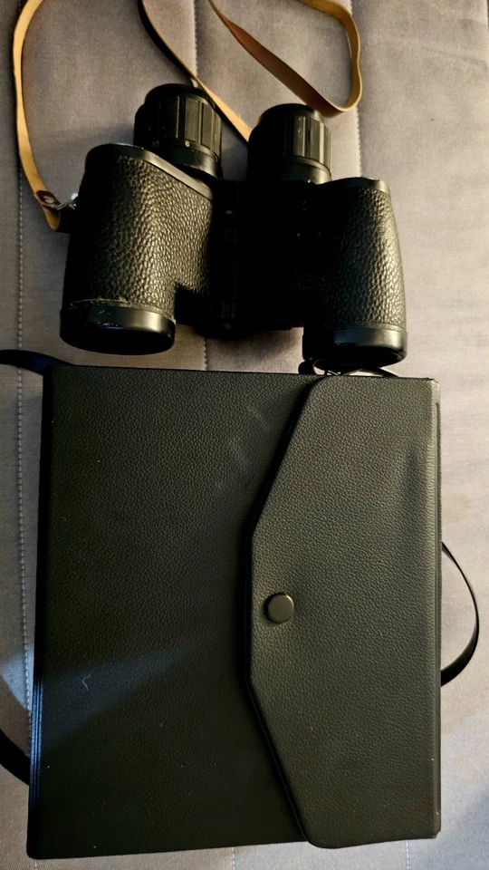 Swift Neptune Mark 2 5x10x Coated Binoculars with Case And Documentation - Image 2 of 4