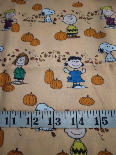 Charlie Brown Snoopy pumpkin fabric 1 yard 277788 - Picture 2 of 2