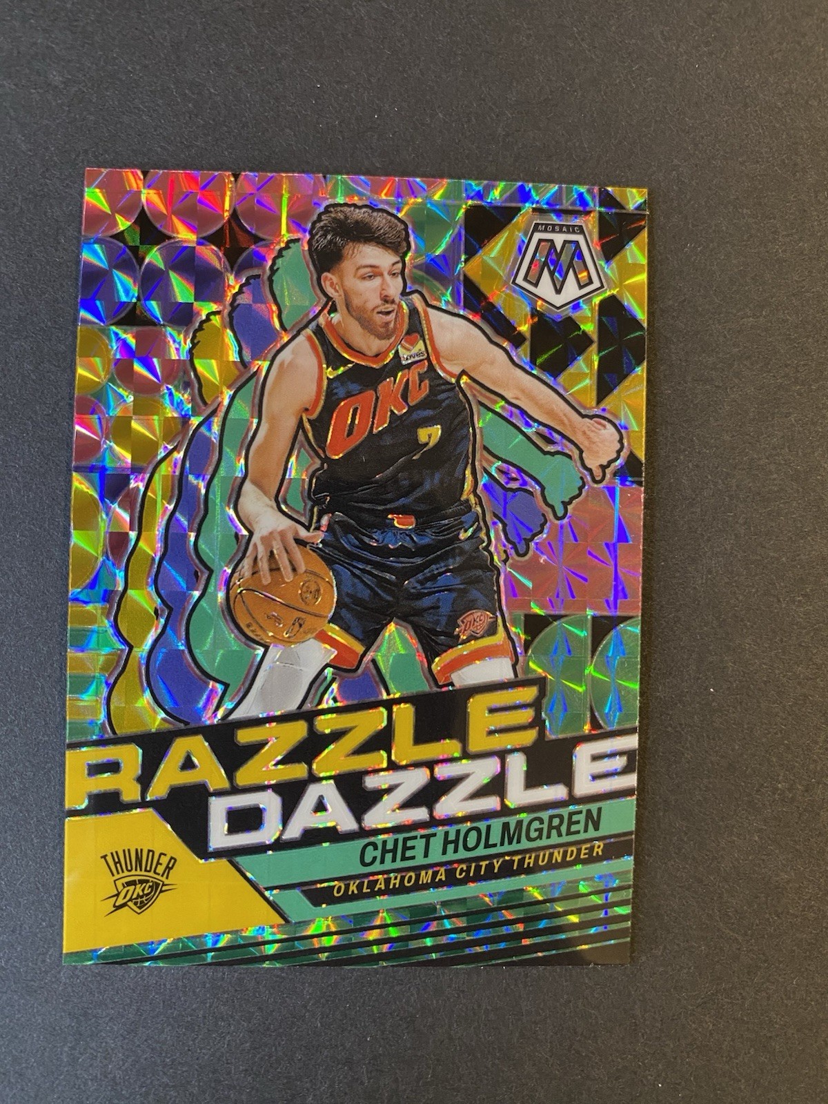 2023-24 Panini Mosaic Chet Holmgren #14 Razzle Dazzle SSP