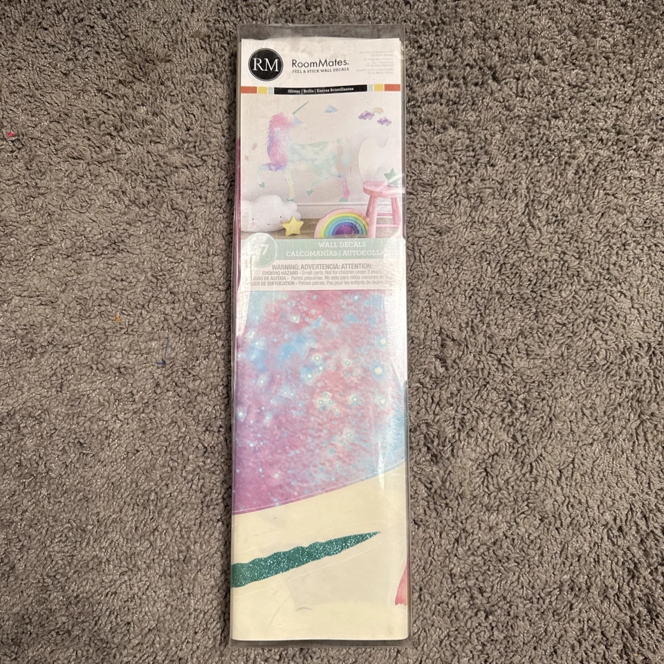 RoomMates Galaxy Unicorn Peel And Stick Giant Wall Decal With Glitter RMK3845GM - Imagem 2 de 4