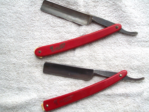 2 VINTAGE CASE RED IMP STRAIGHT RAZORS #132 & #133 5/8