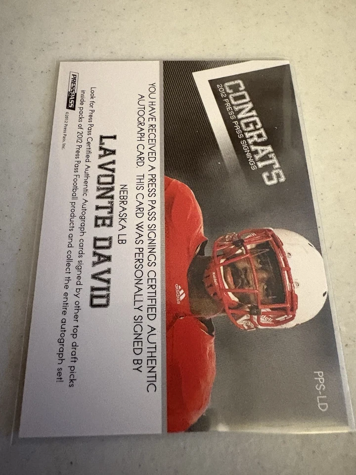 Pase de prensa 2012 - Firmas Lavonte David #PPS-LD oro/199 (AU, RC) Foto 3 de 3