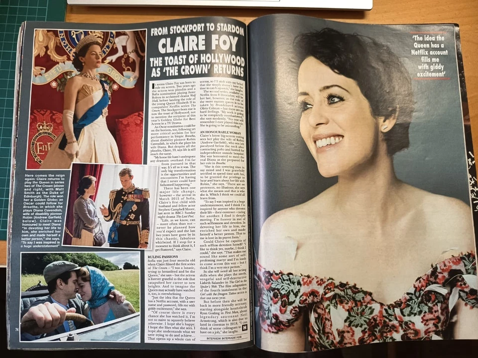 UK Hello! Nov 2017 QE2 Queen Elizabeth II Prince Philip Platinum Royal Marriage - Image 3 of 4