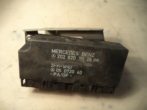 Mercedes Komfortsteuergerät mit Halter 2028201026 LK 05072040 9120