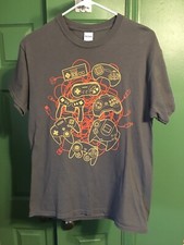 Multiple Different Video Game Controllers Gray Graphic T Shirt Mens Medium