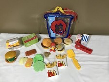 CDI McDonald  s Ronald McDonald Back Pack Play Food Set 40 Pieces B