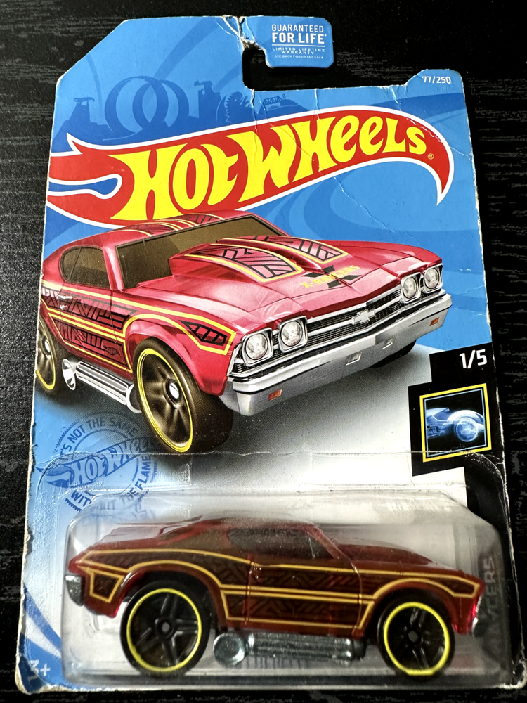 Hot Wheels X-Raycers 1/5 '69 Chevelle 77/250 Red NEW