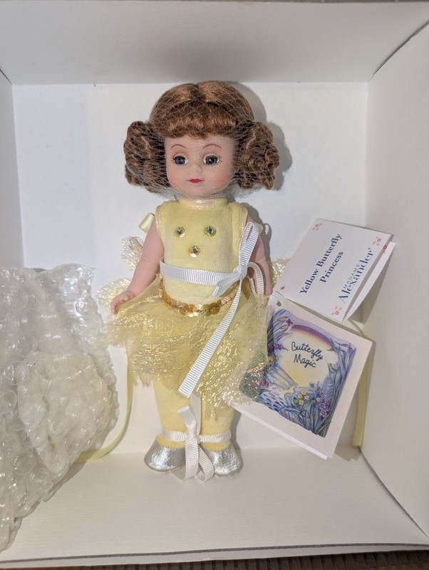Madame Alexander Yellow Butterfly Princess 8" Doll 25680  Box Tags Wings VTG 