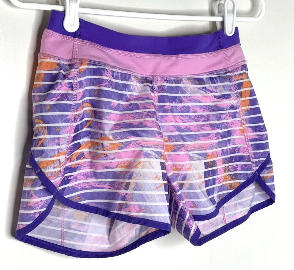 Ivivva by Lululemon Niñas 12 Pantalones Cortos Atléticos para Correr Rosa Púrpura Estampado de Rayas Foto 2 de 4