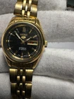 VINTAGE SEIKO 5 21 JEWELS LADIES AUTOMATIC WRISTWATCH 4207-00X0