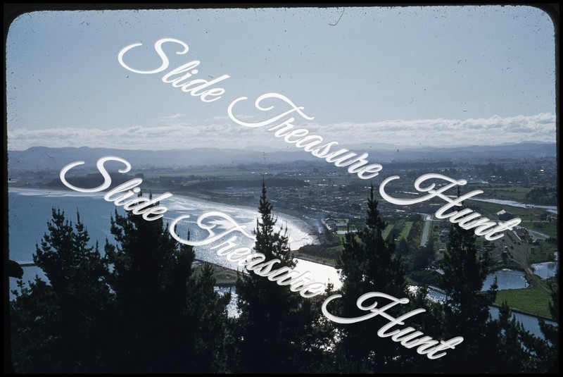 New Zealand Gisborne Beach Houses 35mm Slide 1950s Red Border Kodachrome